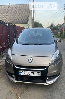 Минивэн Renault Scenic 2012 в Звенигородке