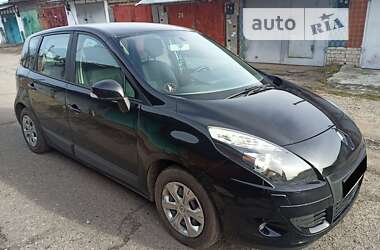 Минивэн Renault Scenic 2011 в Николаеве