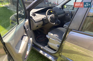 Минивэн Renault Scenic 2004 в Ивано-Франковске