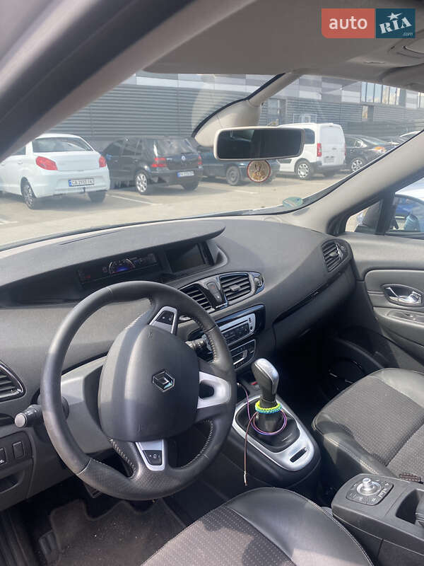Минивэн Renault Scenic 2012 в Черкассах