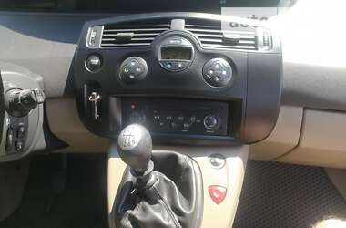 Минивэн Renault Scenic 2005 в 