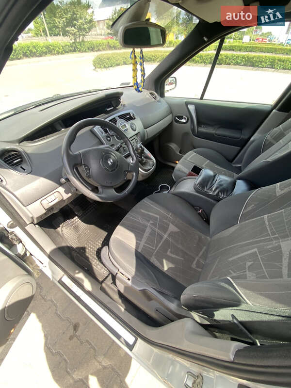 Минивэн Renault Scenic 2004 в Житомире фото 12 Минивэн Renault Scenic 2004 в Житомире