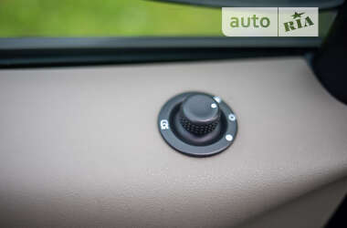 Минивэн Renault Scenic 2005 в 