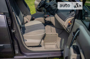 Минивэн Renault Scenic 2005 в 