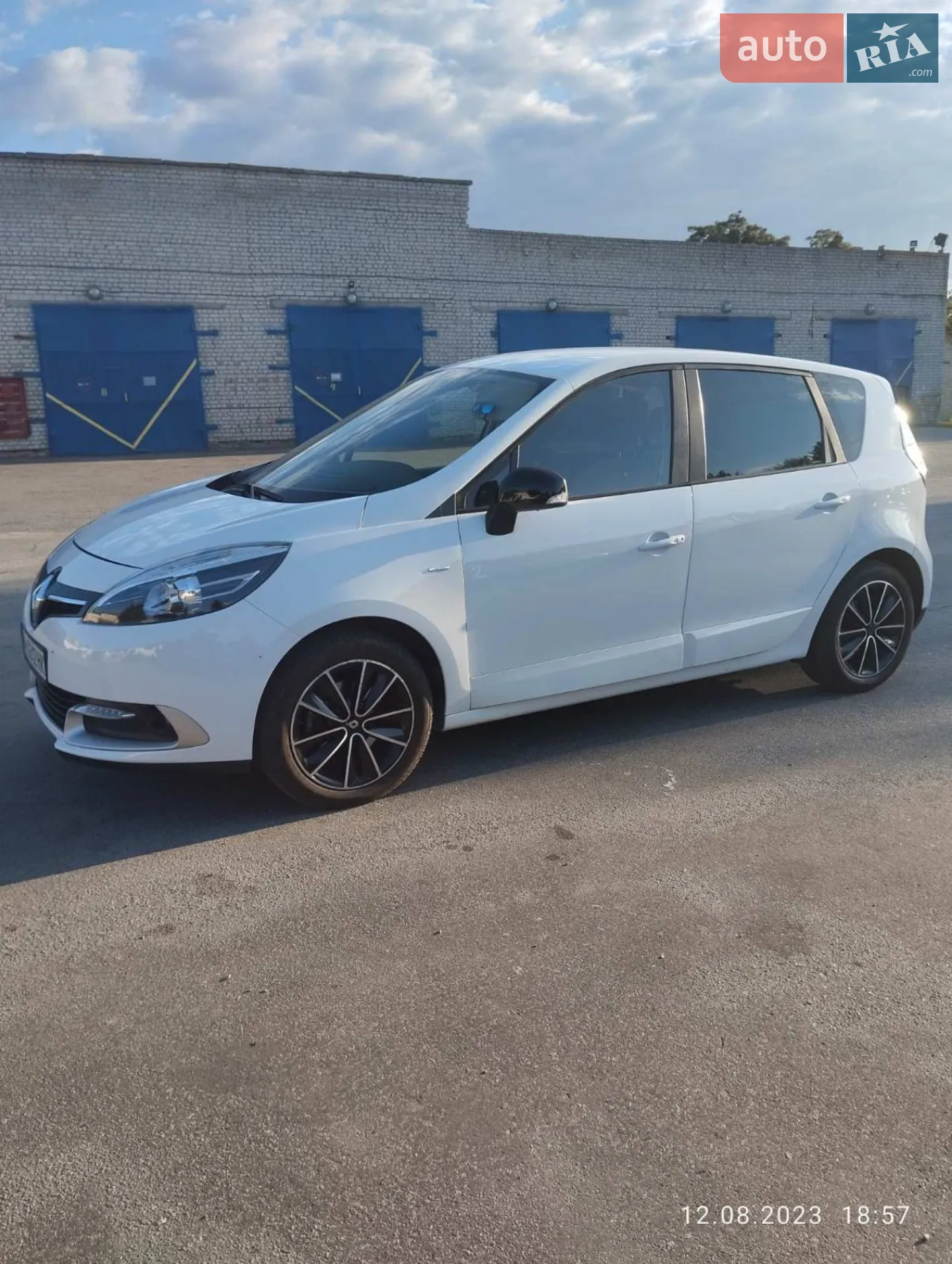 2016 Renault Scenic - фото 1