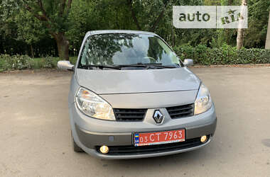 Минивэн Renault Scenic 2004 в 