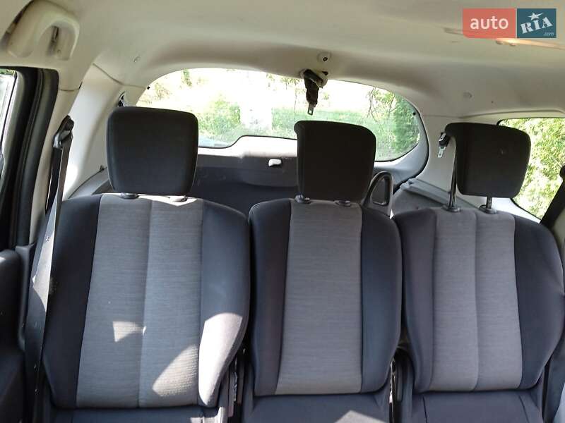 Мінівен Renault Scenic 2005 в Дубні