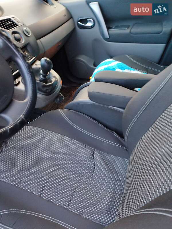 Минивэн Renault Scenic 2007 в Нововолынске
