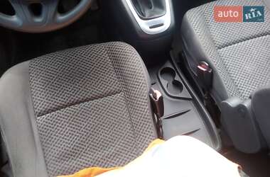 Минивэн Renault Scenic 2011 в 