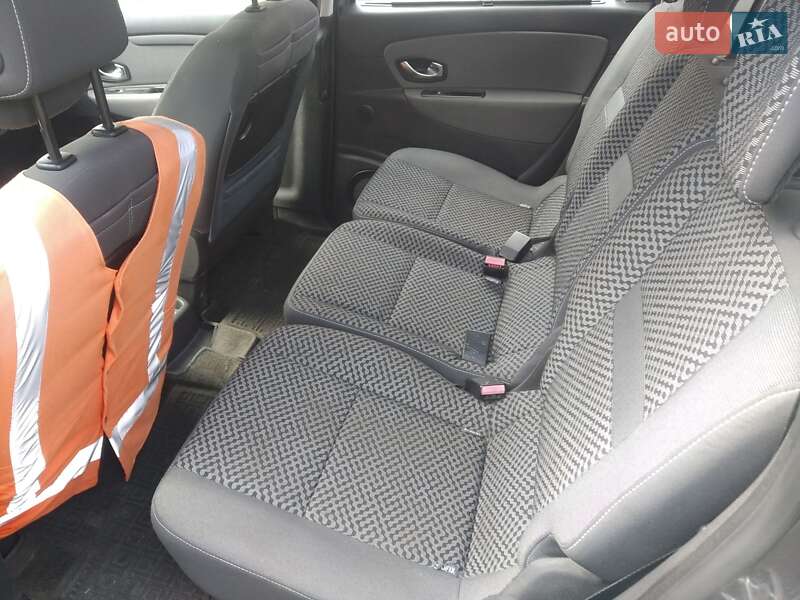 Минивэн Renault Scenic 2011 в Львове