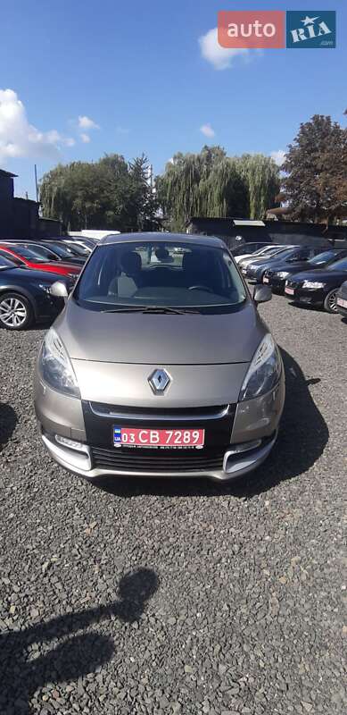 Мінівен Renault Scenic 2012 в Пирятині