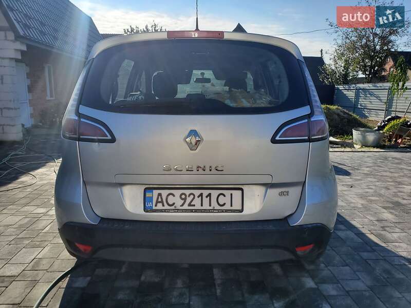 Мінівен Renault Scenic 2013 в Луцьку