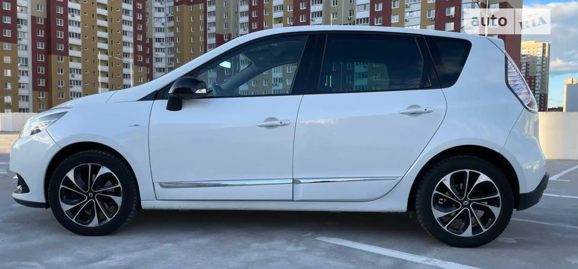 2015 Renault Scenic - фото 1