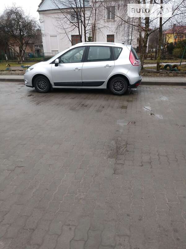 Мінівен Renault Scenic 2009 в 