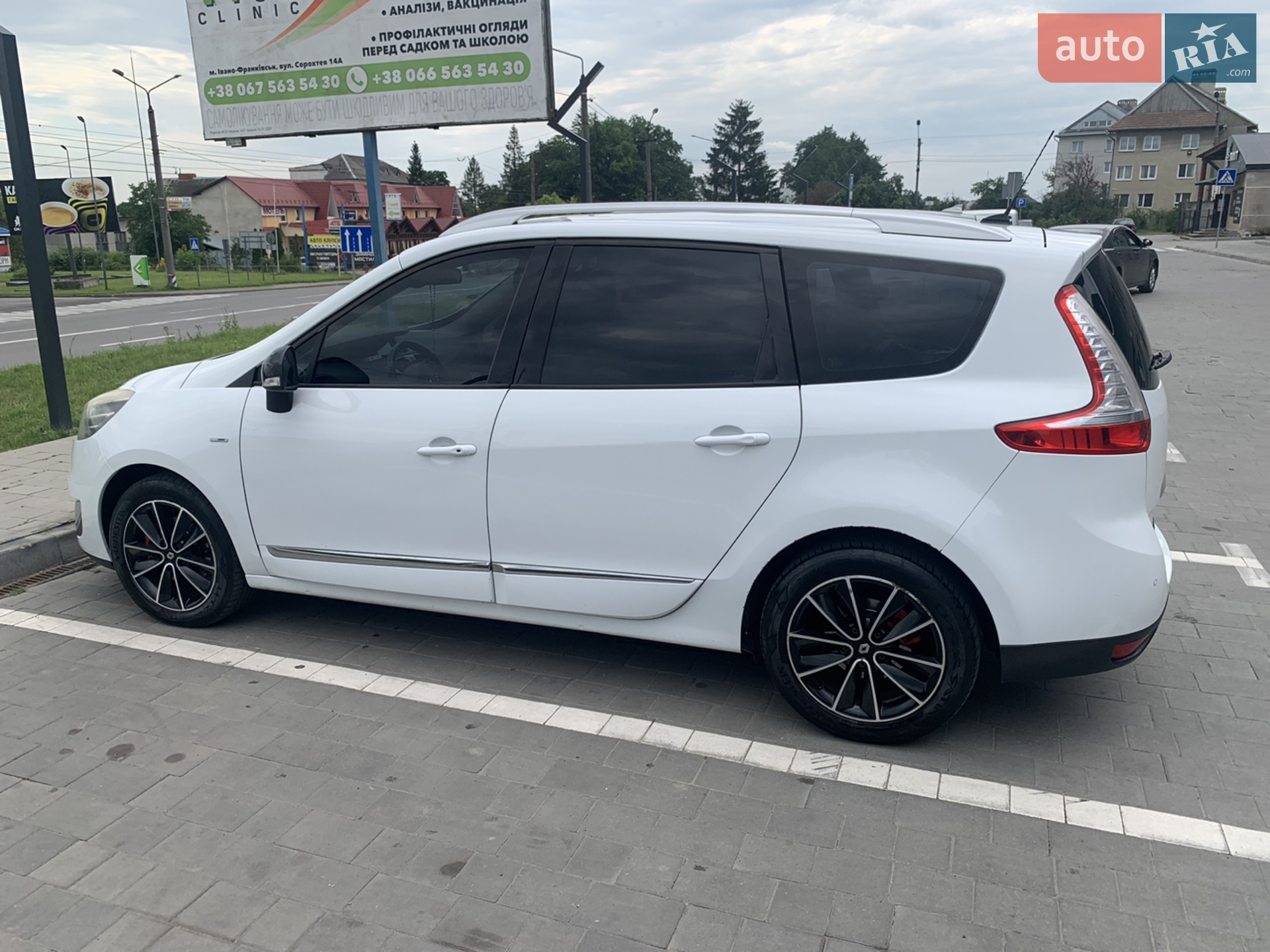 2012 Renault Scenic - мініатюра 12