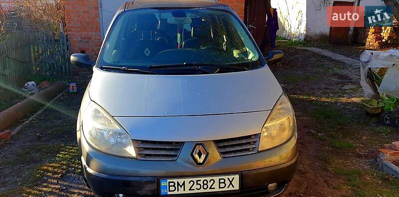 Минивэн Renault Scenic 2004 в Ахтырке