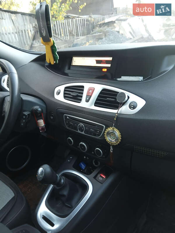 Минивэн Renault Scenic 2009 в Гайсине