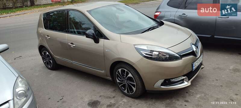 Мінівен Renault Scenic 2015 в Луцьку