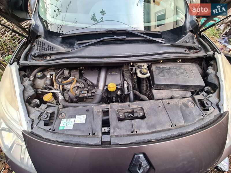 Минивэн Renault Scenic 2009 в Киеве