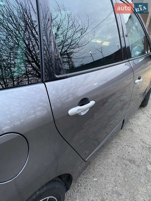 Мінівен Renault Scenic 2011 в Луцьку