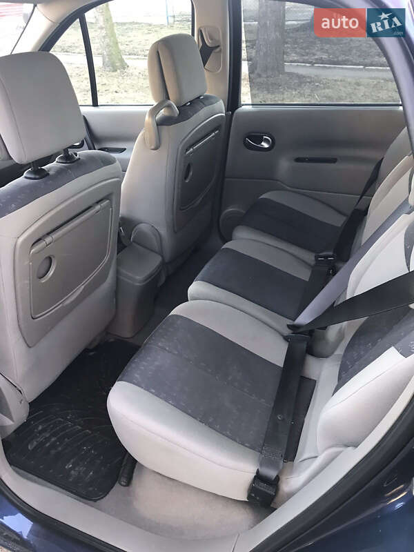 Минивэн Renault Scenic 2004 в Ровно