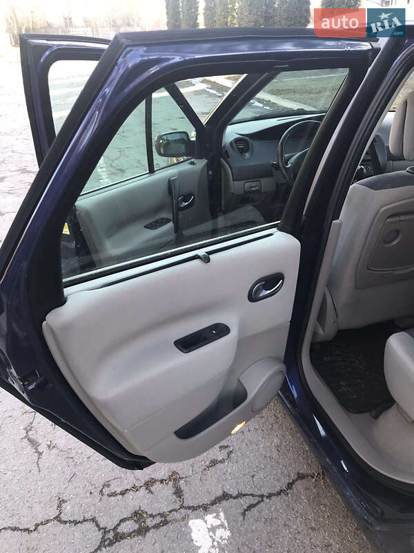 Минивэн Renault Scenic 2004 в Ровно