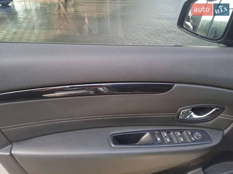 Мінівен Renault Scenic 2012 в Балті