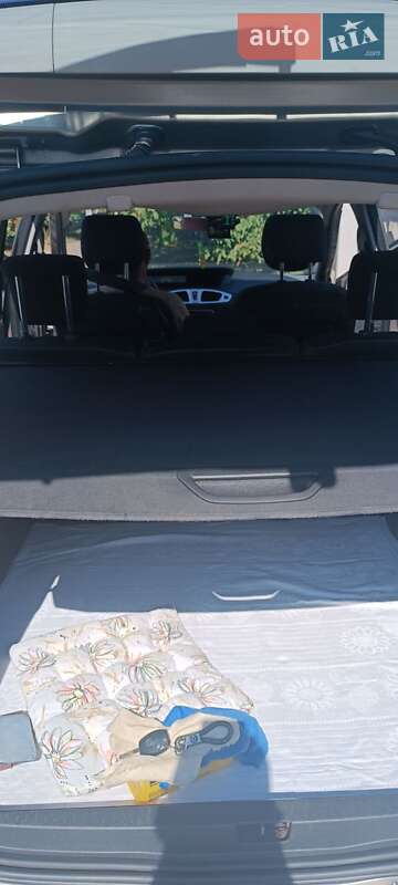 Минивэн Renault Scenic 2009 в Новомиргороде