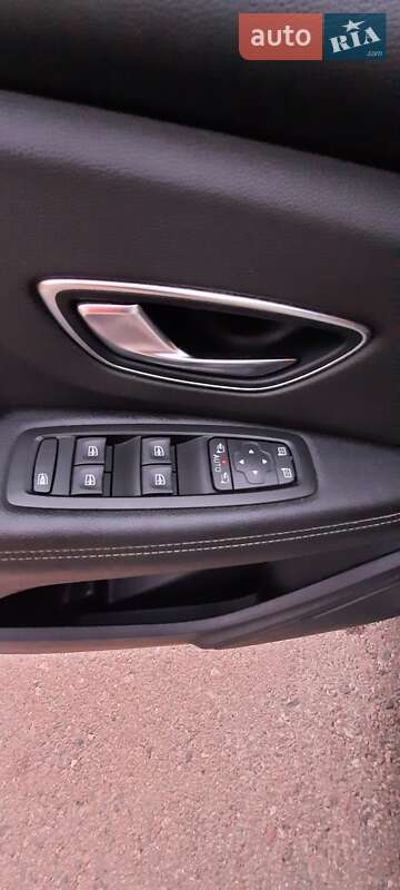 Минивэн Renault Scenic 2017 в Луцке