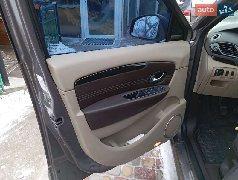 Минивэн Renault Scenic 2011 в Хмельницком