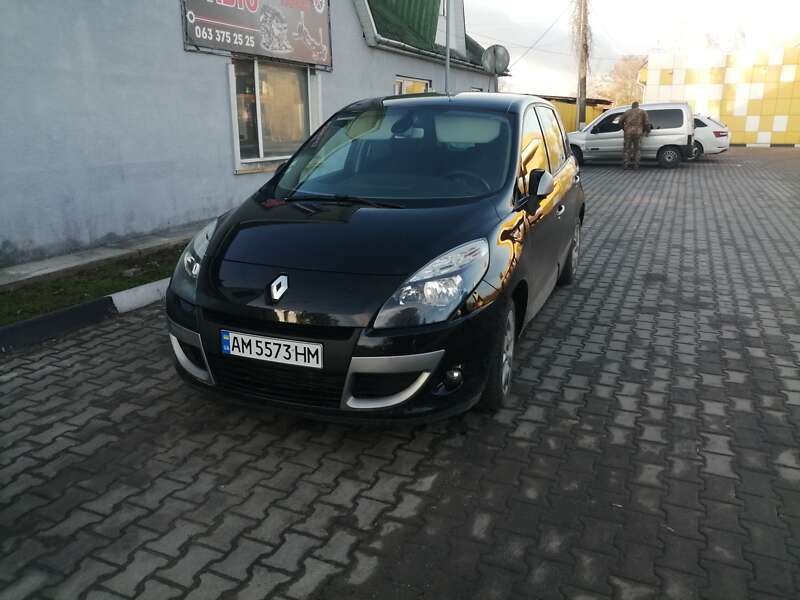 Renault Scenic 2011