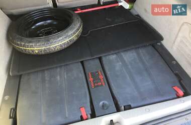 Минивэн Renault Scenic 2004 в 