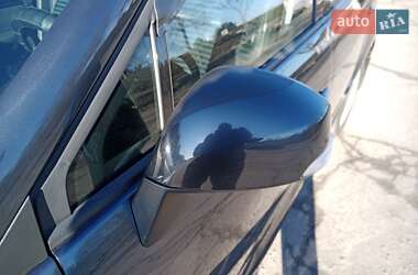 Минивэн Renault Scenic 2010 в 