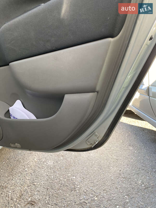 Минивэн Renault Scenic 2003 в Ужгороде