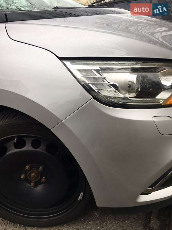 Мінівен Renault Scenic 2017 в Фастові