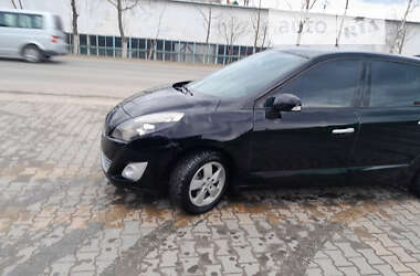 Мінівен Renault Scenic 2011 в Сокирянах