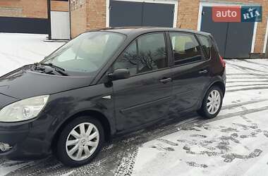 Минивэн Renault Scenic 2007 в Путивле