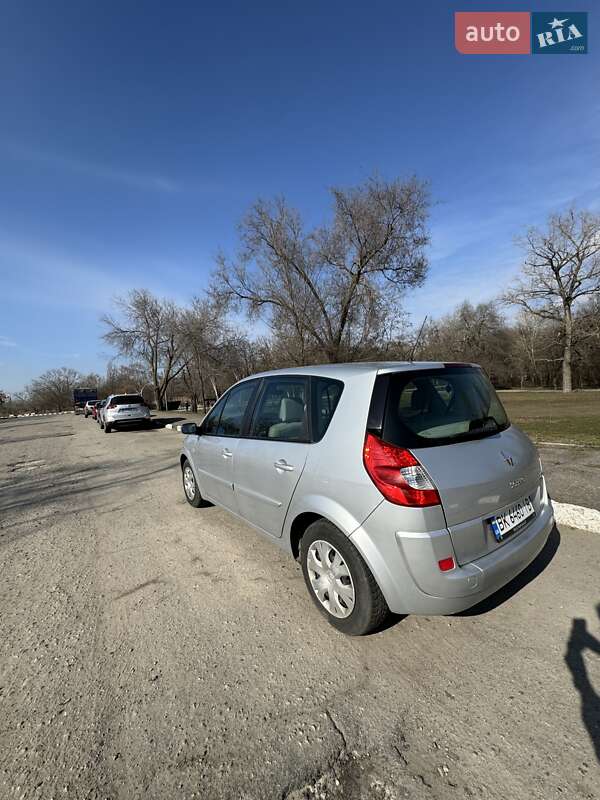 Мінівен Renault Scenic 2006 в Івано-Франківську