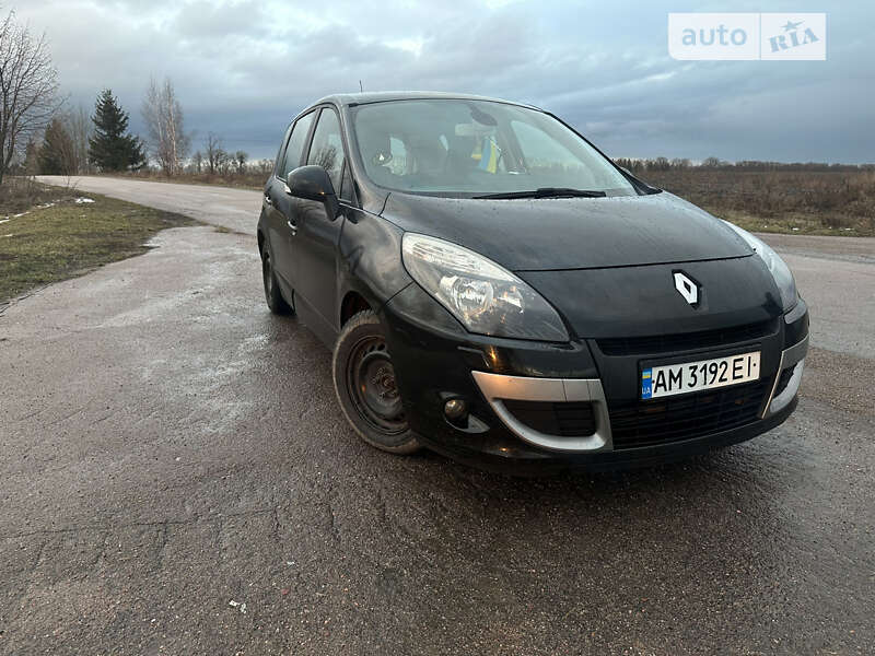 Минивэн Renault Scenic 2011 в Овруче