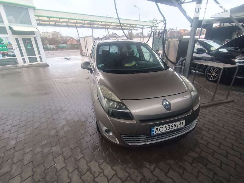 Минивэн Renault Scenic 2009 в Владимир-Волынском