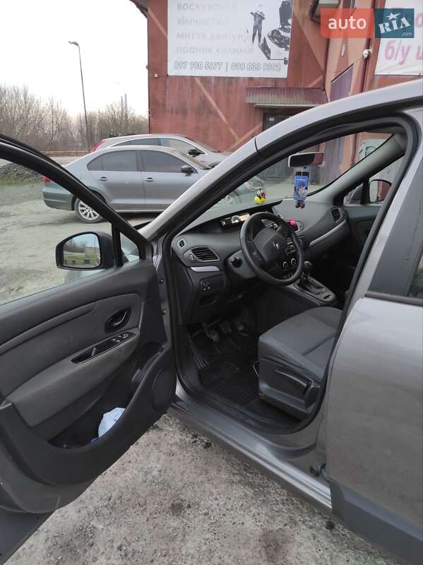 Минивэн Renault Scenic 2011 в Бурштыне