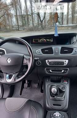 Минивэн Renault Scenic 2013 в Нетешине