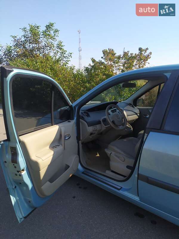Минивэн Renault Scenic 2006 в Ивано-Франковске фото 12 Минивэн Renault Scenic 2006 в Ивано-Франковске