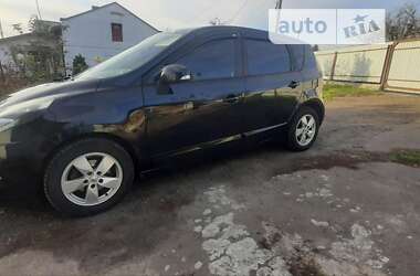 Мінівен Renault Scenic 2012 в Львові