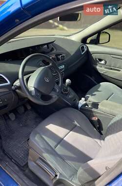 Мінівен Renault Scenic 2010 в Бурштині