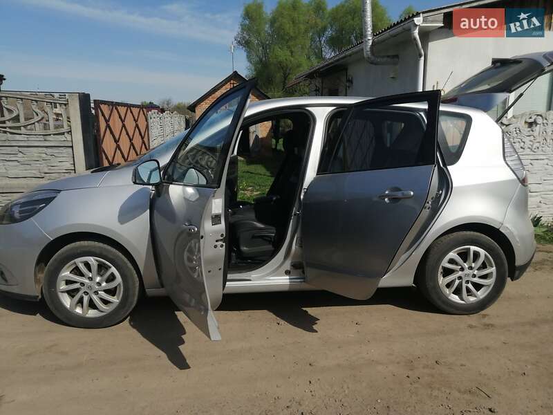 Минивэн Renault Scenic 2012 в Прилуках