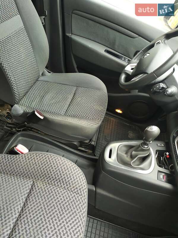 Минивэн Renault Scenic 2011 в Львове