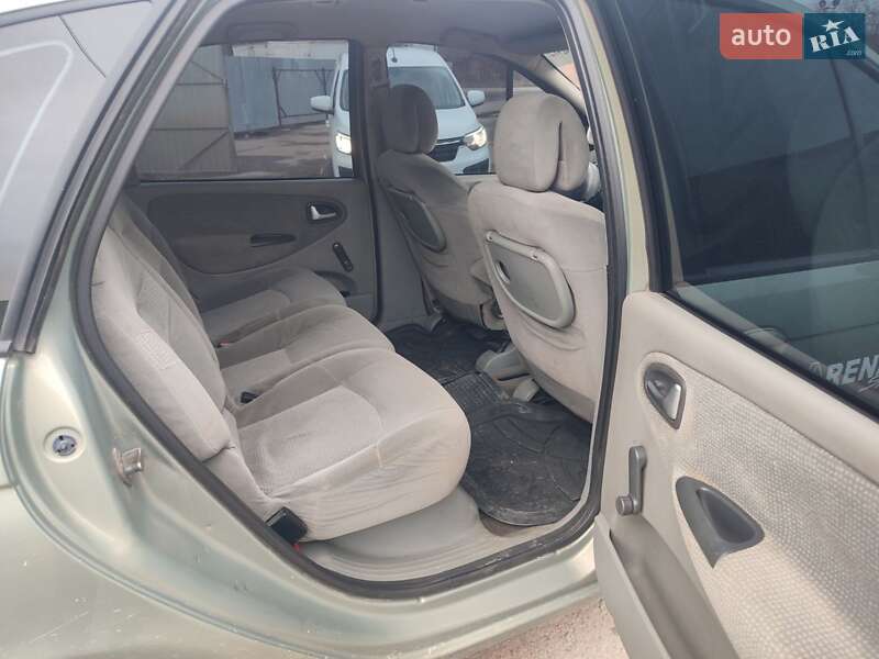 Минивэн Renault Scenic 2001 в Ивано-Франковске