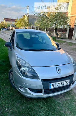 Минивэн Renault Scenic 2009 в Сумах