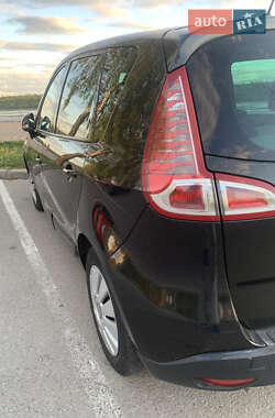 Минивэн Renault Scenic 2009 в Запорожье